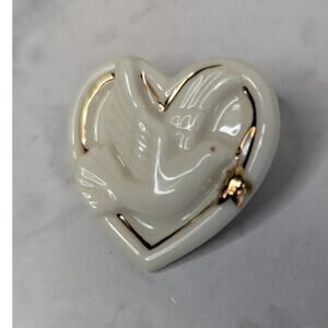 Lenox porcelain heart shaped dove gold trimmed painted brooch pin size small